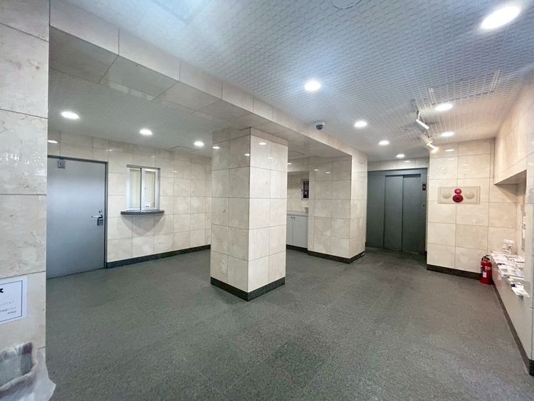 その他 館内は静寂な中が保たれており、管理が行き届いている印象を受けました。