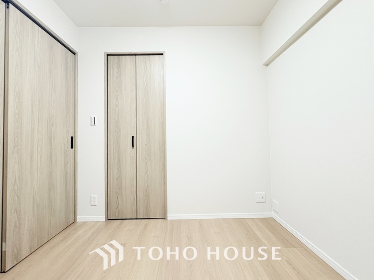 内装 【PRIVATE ROOM】◆属毛離裏◆子は父を手本とし、母に愛育されて成長する。家族の深い繋がり。いつまでも大切にしたい。