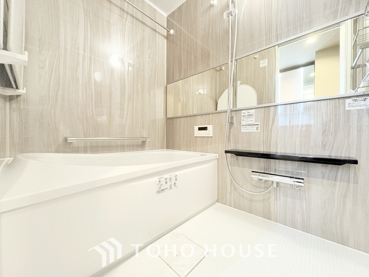 風呂 【BATHROOM】◆プライベートな空間◆simpleだからrelaxできるんです。こころもからだもキレイさっぱり。