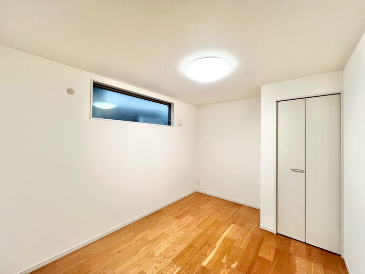 子供部屋 清かで艶やかな時間をもたらしてくれる室内です。