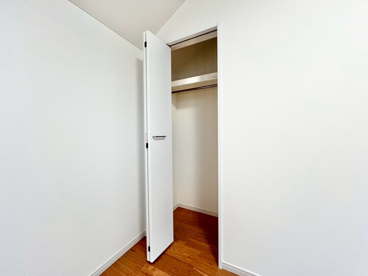 収納 収納スペースが付いていて、お部屋を広く使っていただけます。