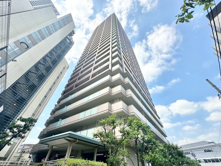 外観 飽きのこないシンプルモダンな外観です。