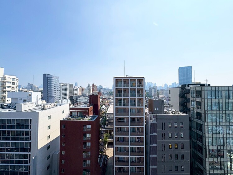 バルコニー 陽当たり・通風・開放感に恵まれた環境です。