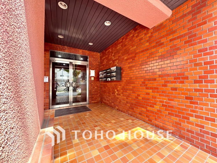 その他 【ENTRANCE】◆そびえ立つ◆我が家のシンボル。遠くの空が赤く染まる夕べが待ち遠しい。