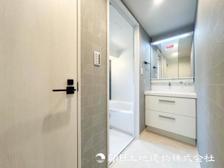 洗面 【洗面化粧台】こだわりをもった洗面台は普段の日々をファッショナブルな日々に変換してくれる力があります。