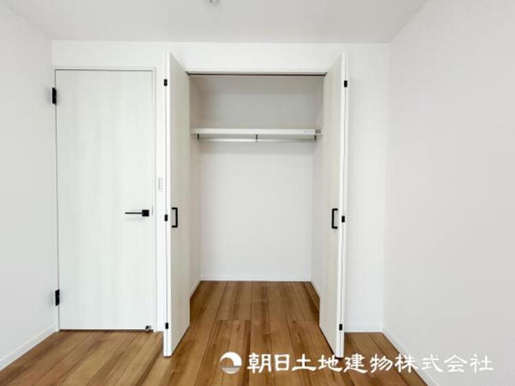 収納 【収納】子供部屋にも寝室にも、便利な全居室収納スペース付ですので、各部屋の荷物がすっきりまとまります。