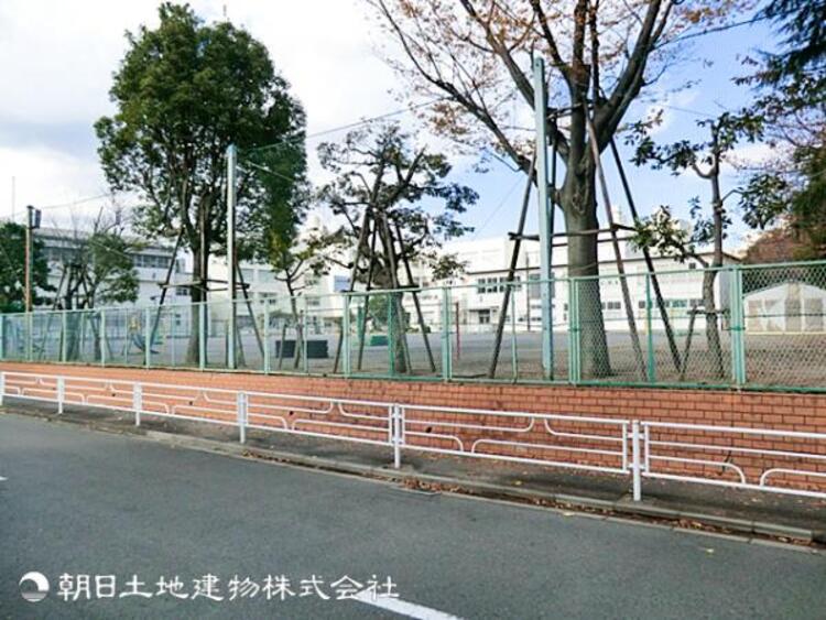周辺 竹山小学校400ｍ