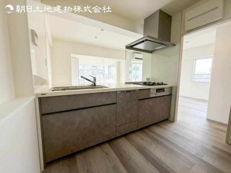 キッチン リフォーム完成につきすぐの見学や資料請求などお気軽にお問い合わせください