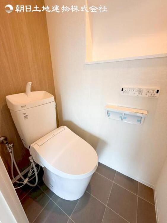 トイレ リフォーム完成につきすぐの見学や資料請求などお気軽にお問い合わせください