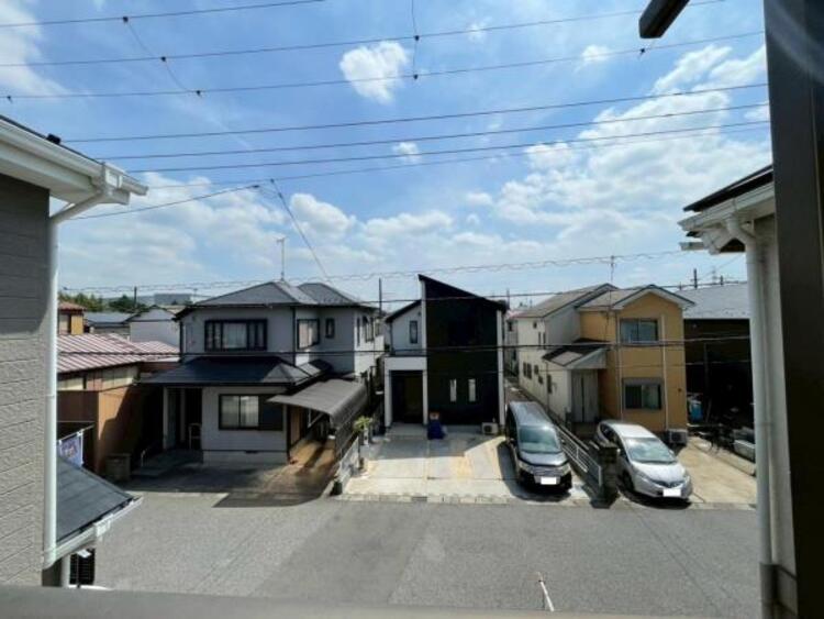 その他 周辺に高い建物がなく空が広がるバルコニーです