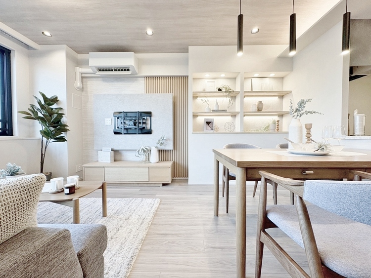 居間 過ごす時間が、たくさんの思い出として紡がれていく場所。