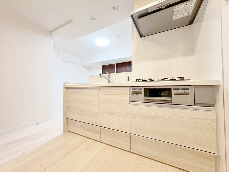 キッチン 洗練されたスタイリッシュなデザイン性と使いやすさを備えた仕様。