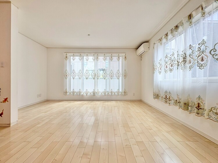 居間 「空間が織り成すひとつ先の住み心地」を演出します。