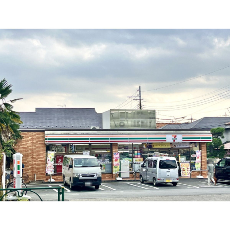 周辺 セブンイレブン(約550m)