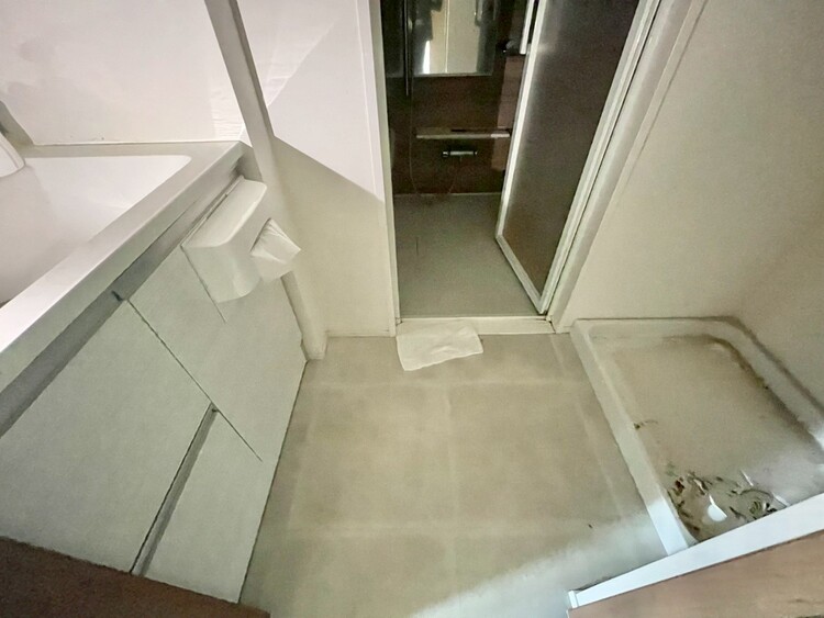 その他 十分な広さの脱衣所。