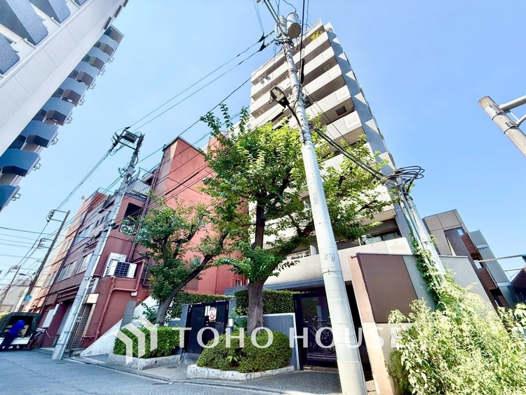 内装 ◆子供部屋◆冷涼な風、そよぐリビング。だんらんの場所はここから始まり、ここで終わる。家族の笑顔が集う素敵な場所だから、こだわり抜いた思いが詰まっているのだと思う。