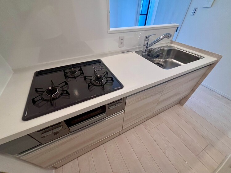 キッチン 開放感のあるキッチンスペース。調理をしながら、会話も弾みそうですね。