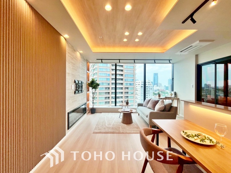 内装 【LIVING】◆煌びやか◆愛おしい家族との団欒の時間をより一層幸せなものに感じさせる煌びやかなLDK。輝かしい毎日が待っています。