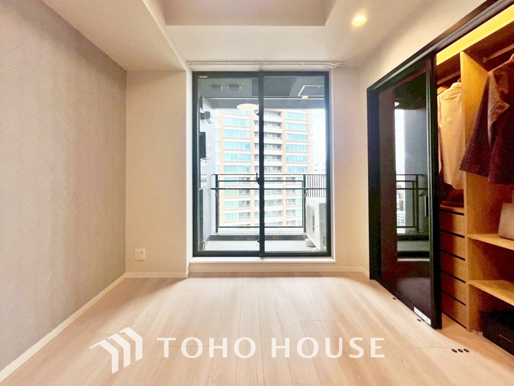 内装 【PRIVATE ROOM】◆快適◆な暮らしに不可欠な収納スペース。快適さとともに思い出も詰まっていく。