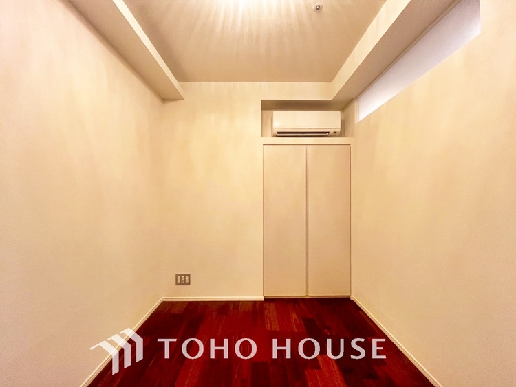 内装 【PRIVATE ROOM】◆快適◆な暮らしに不可欠な収納スペース。快適さとともに思い出も詰まっていく。