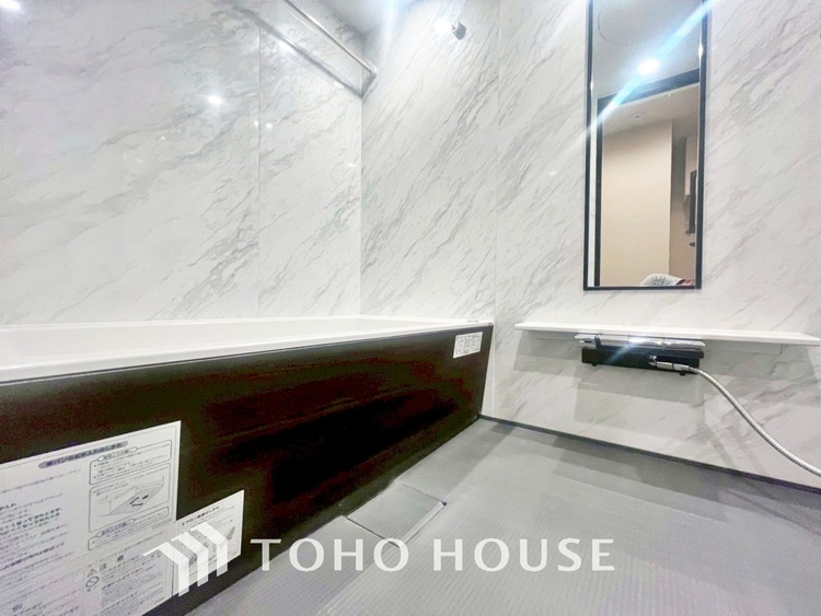 風呂 【BATHROOM】◆プライベートな空間◆simpleだからrelaxできるんです。こころもからだもキレイさっぱり。