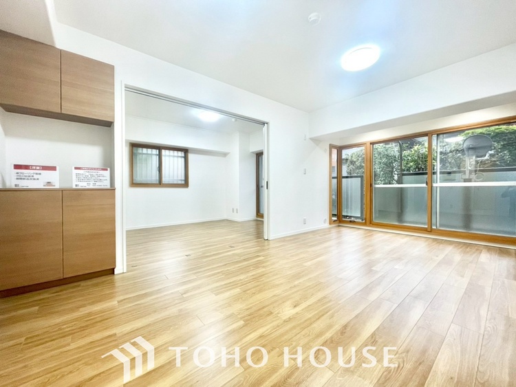 内装 【LIVING】◆家族◆愛する家族を一目で見渡せる。家族が集う空間。永遠に続く幸せな毎日を、ここで。