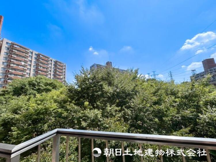 その他 【眺望】部屋から眺める景色はお部屋のインテリアの一部です。開放感ある景色は季節や天候によって変化する素敵な絵画ですね！