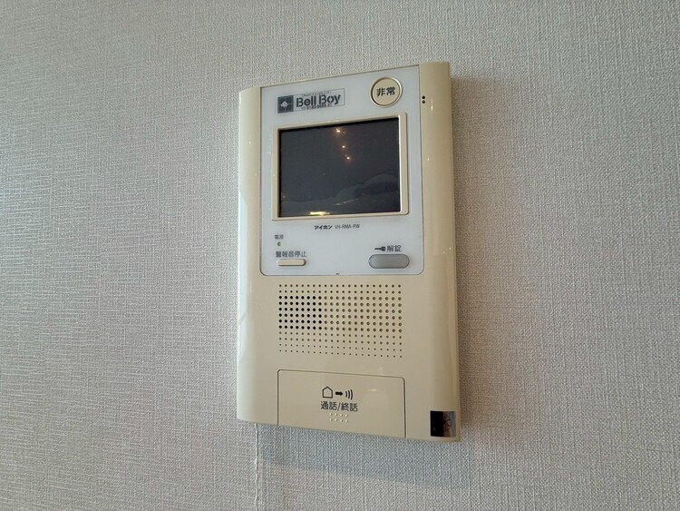 その他 誰が来てもわかる様にモニター付きインターホンを設置。