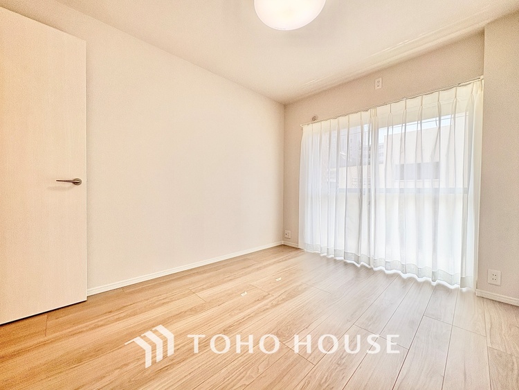 内装 【Entrance of your life】明るい玄関が家族を迎え入れる。今日はどんな一日が待っているんだろう。皆どんな一日を終えて帰ってくるんだろう。