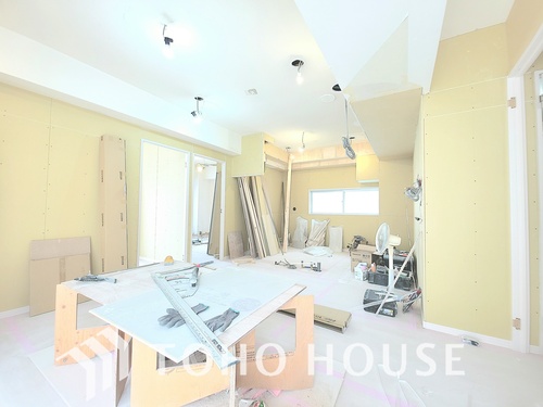 上内ビルの画像