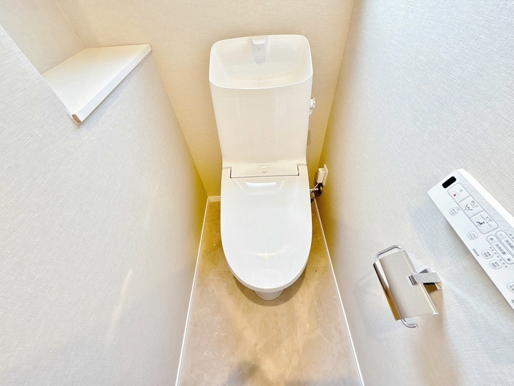 トイレ 暮らしの中のさりげないひとときの快適さにも、こだわりを、持って設備を配しております。