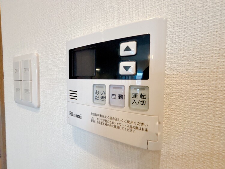 設備 見やすい画面で操作しやすい給湯パネルです。