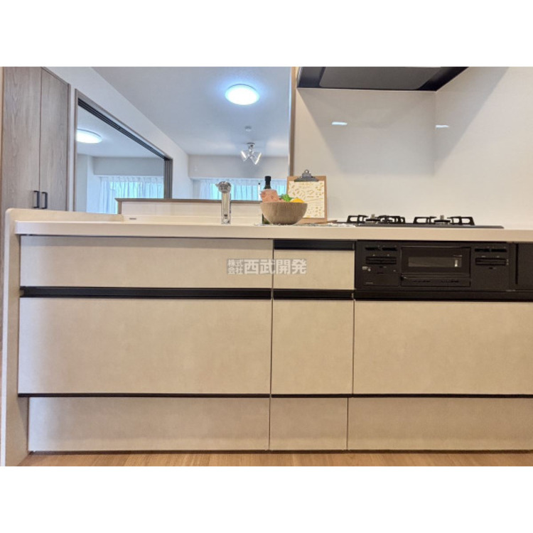 キッチン 令和7年8月28日撮影