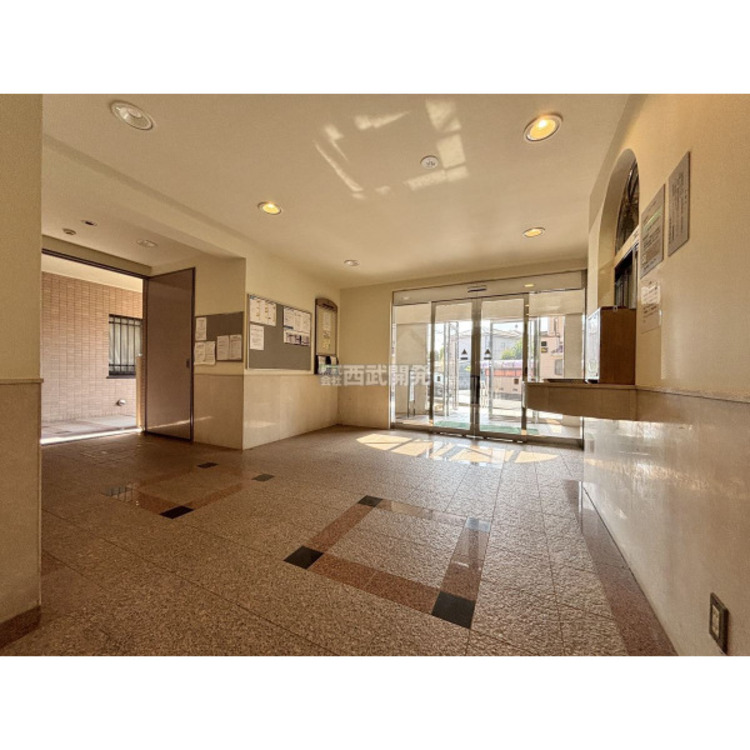 エントランス 令和7年8月28日撮影