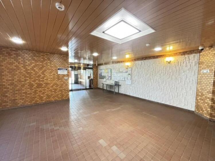 その他 ロビーは、まさに顔となる場所。シンプルながらも格調高い雰囲気を漂わせて上質な空間。