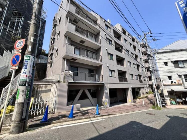 外観 豊かな居住性とクオリティが見事に調和した住空間は、住まうことの喜びを感じさせてくれます。（2025.8.29撮影）