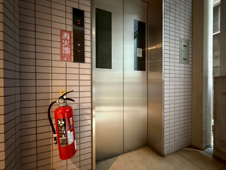 その他 エレベーター完備のため荷物が多くなっても安心。