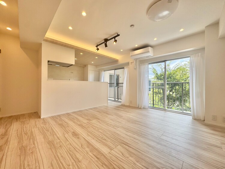 その他 通風・採光に優れ、心地よい光と風が溢れています。