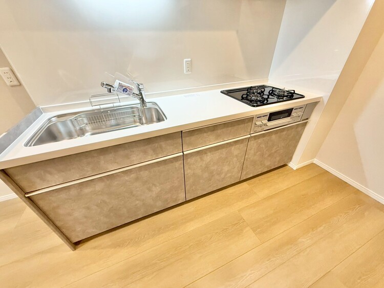 その他 開放感のあるキッチンスペース。調理をしながら、会話も弾みそうですね。