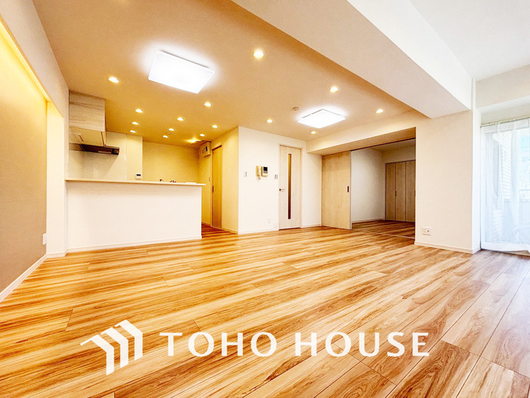 内装 ゆったりとくつろげる上質なリビングダイニング