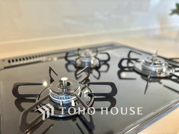 キッチン 【KITCHEN】◆家族のおはよう◆の声を笑顔で迎えてあげられるシステムキッチン。朝ごはんが楽しみでちょっと早起きしたくなるんです。