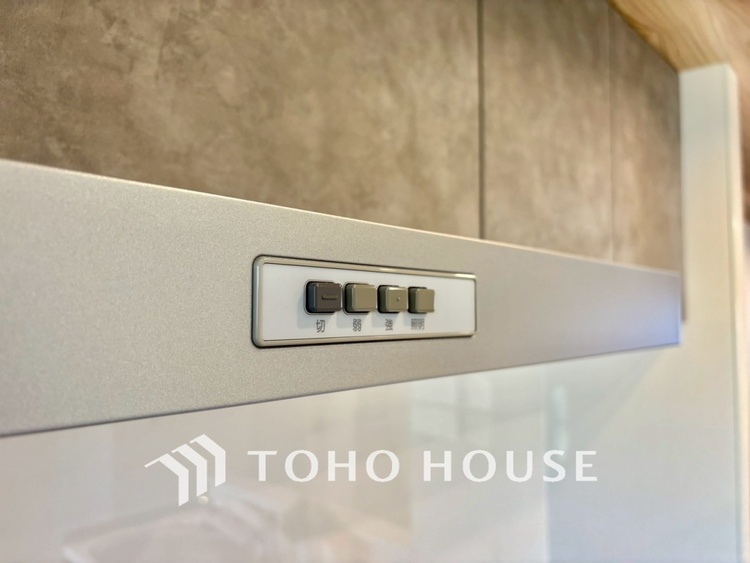 その他 【KITCHEN】◆開放的◆後片付けが楽なシステムキッチン。収納スペースの充実！