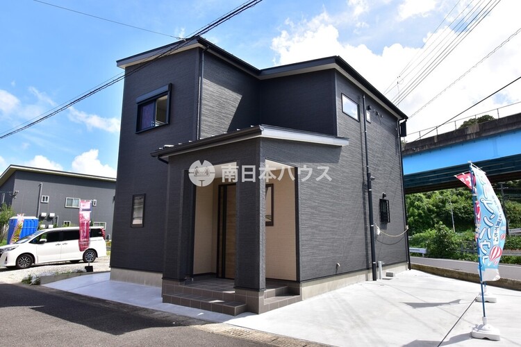 外観 モダンな外観で落ち着きのあるデザインです2024年7月2日撮影