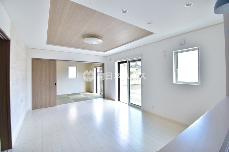 居間 ご家族みんながゆったりくつろげる広々18帖のリビング