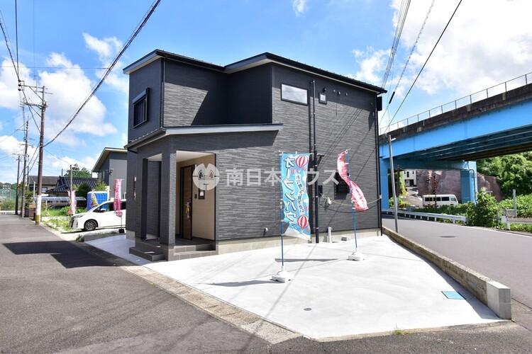 外観 一戸建ての多いエリア、静かで落ち着いた雰囲気