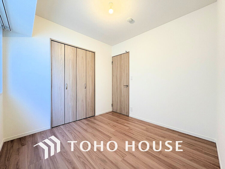 内装 1日の疲れを癒し、心地よく寛げるようゆったりとした広さをしています