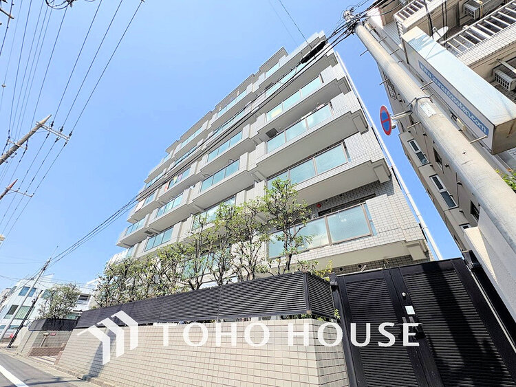 外観 〜LDK約16帖のリフォーム済角住戸〜南西向きにつき陽当り良好〜バス利用で「蒲田」「大森」へアクセススムーズ〜