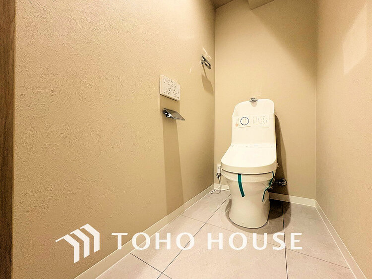 トイレ トイレには快適な温水洗浄便座付