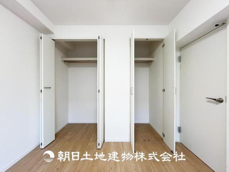 収納 【収納】全居室に収納付き、共用スペース収納もあり、すっきり片づけて広く使えます。