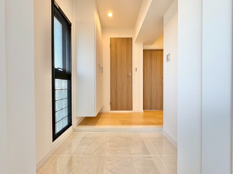 玄関 シューズボックスを完備した玄関です。